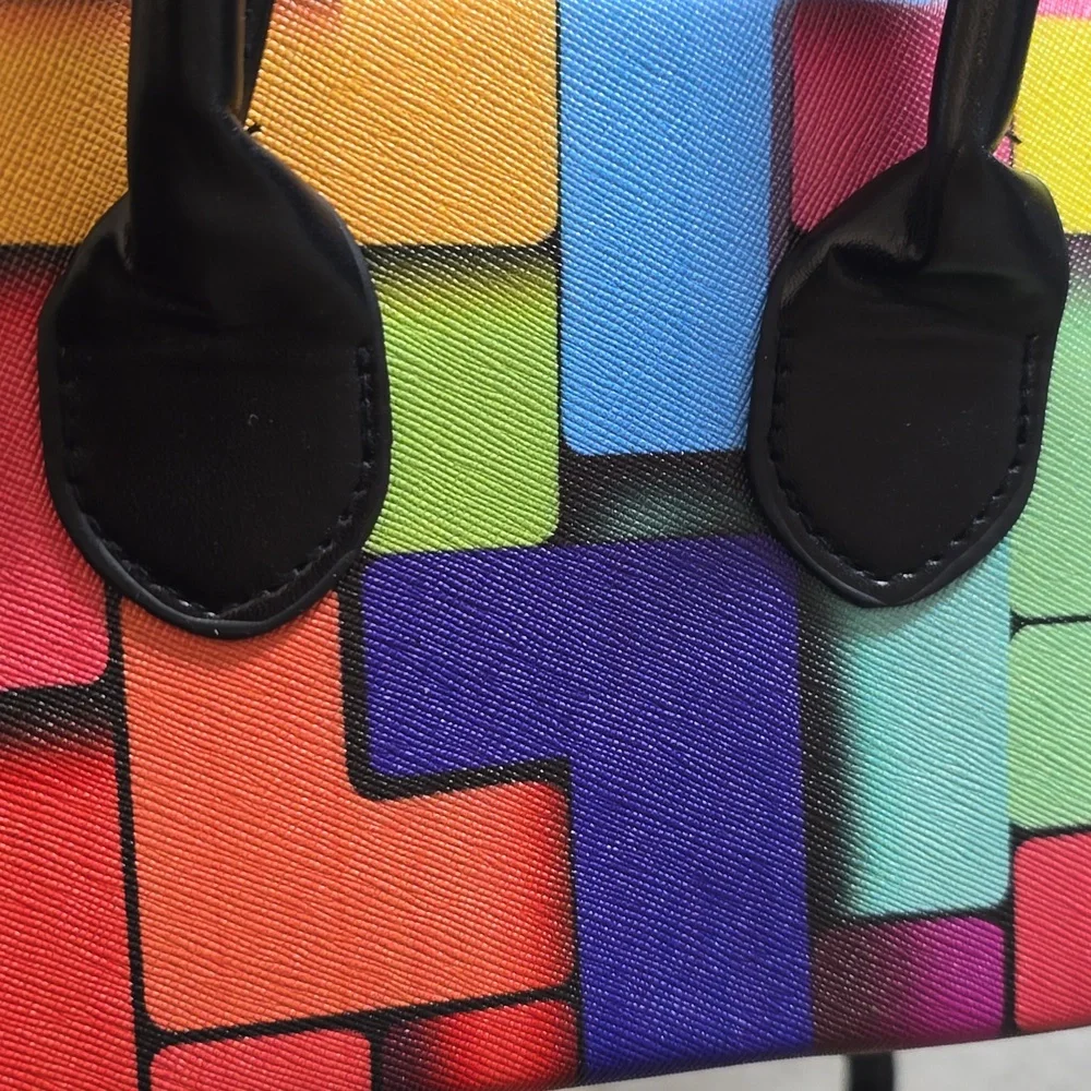Colorblock Geometric Mini Crossbody Bag with Black Trim